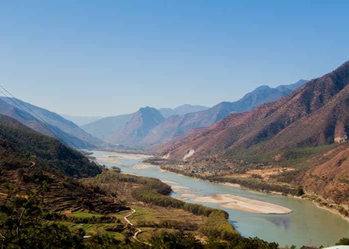 Yangtze River Overhead