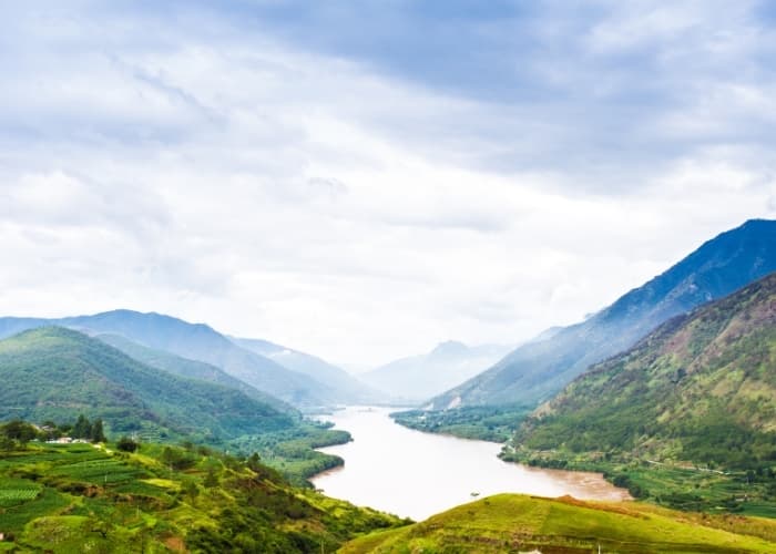 Yangtze River Mountains With Water