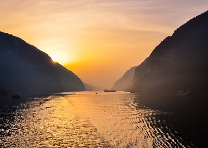 Yichang Yangtze River Sunset
