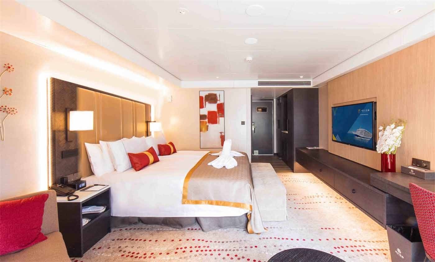 Executive Suite King Size bed