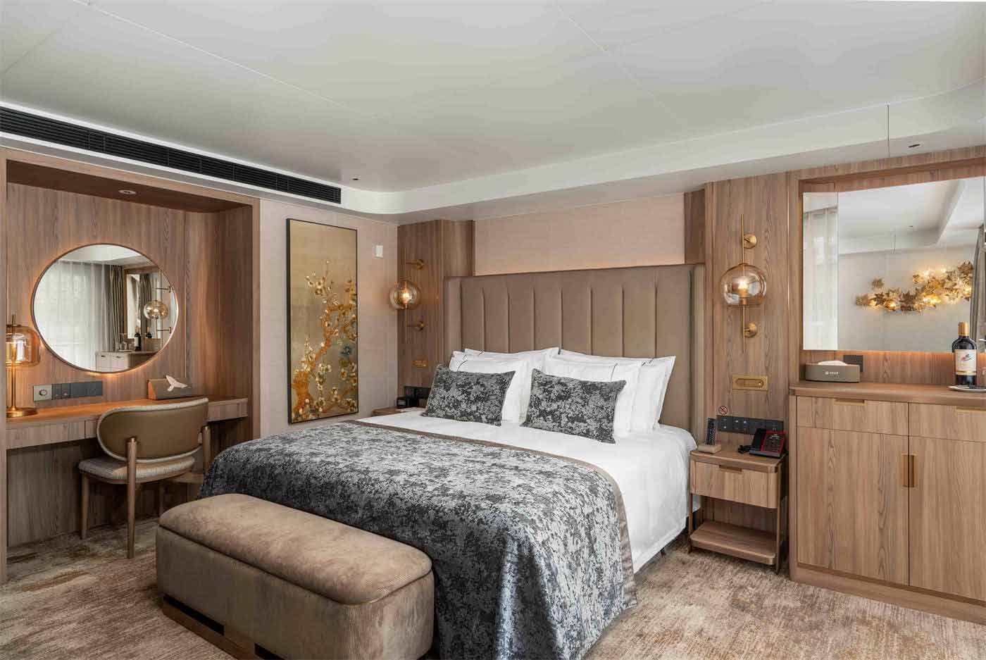 Executive Suite King Bed