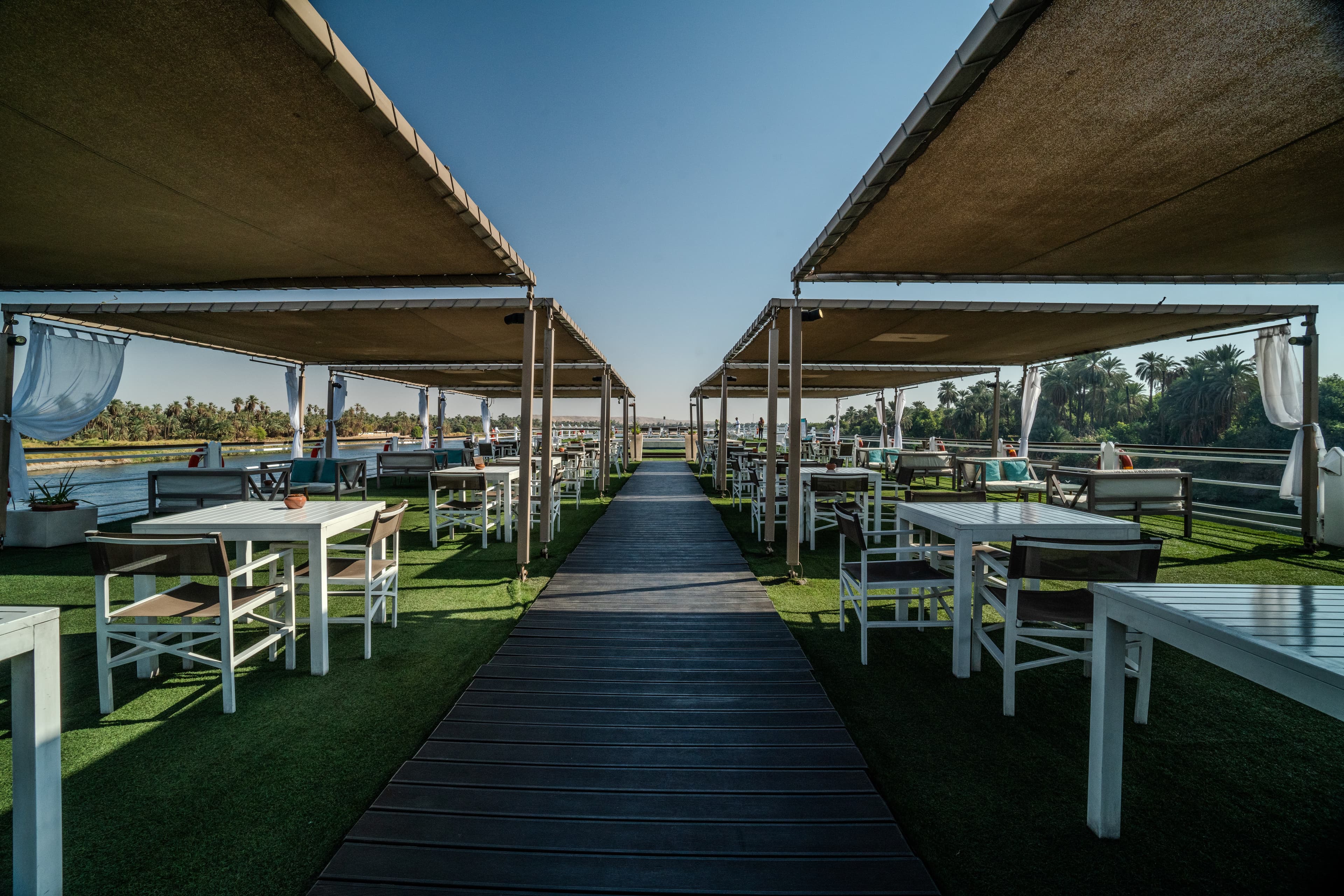 Ivory Sun Deck Bar