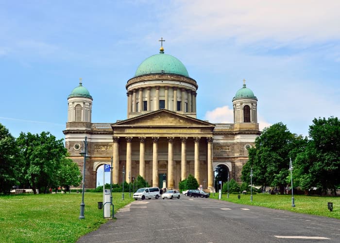 esztergom bascilica close up