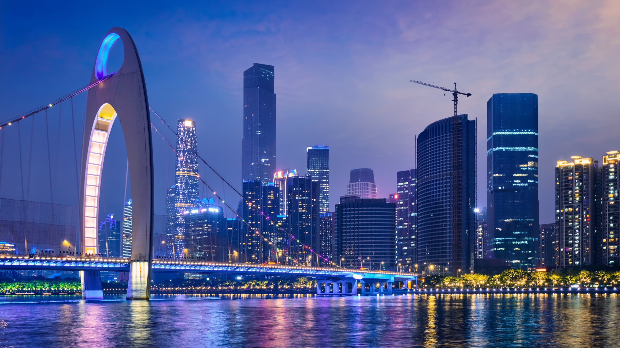 guangzhou skyline nighttime